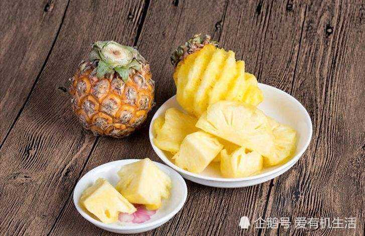 菠萝煮着吃,煮菠萝水的功效