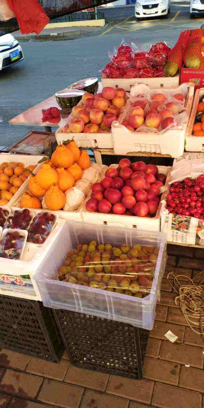 水果店种类齐全,进口水果品种大全