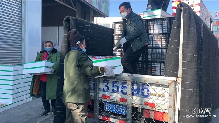 包含冬天用什么车运输水果的词条