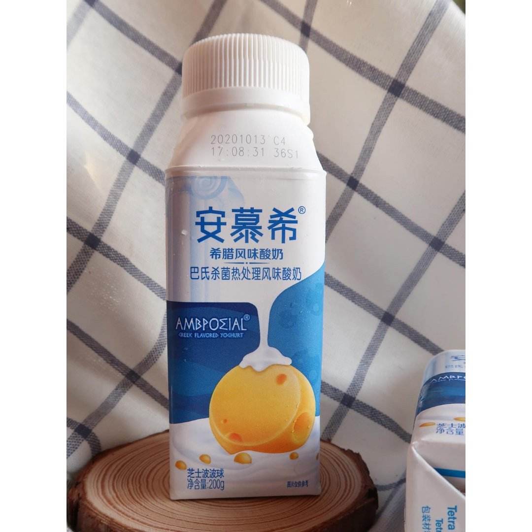 安慕希和水果一起吃的好处,安慕希可以配合燕麦一起吃吗